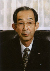 八瀬 善郎 氏